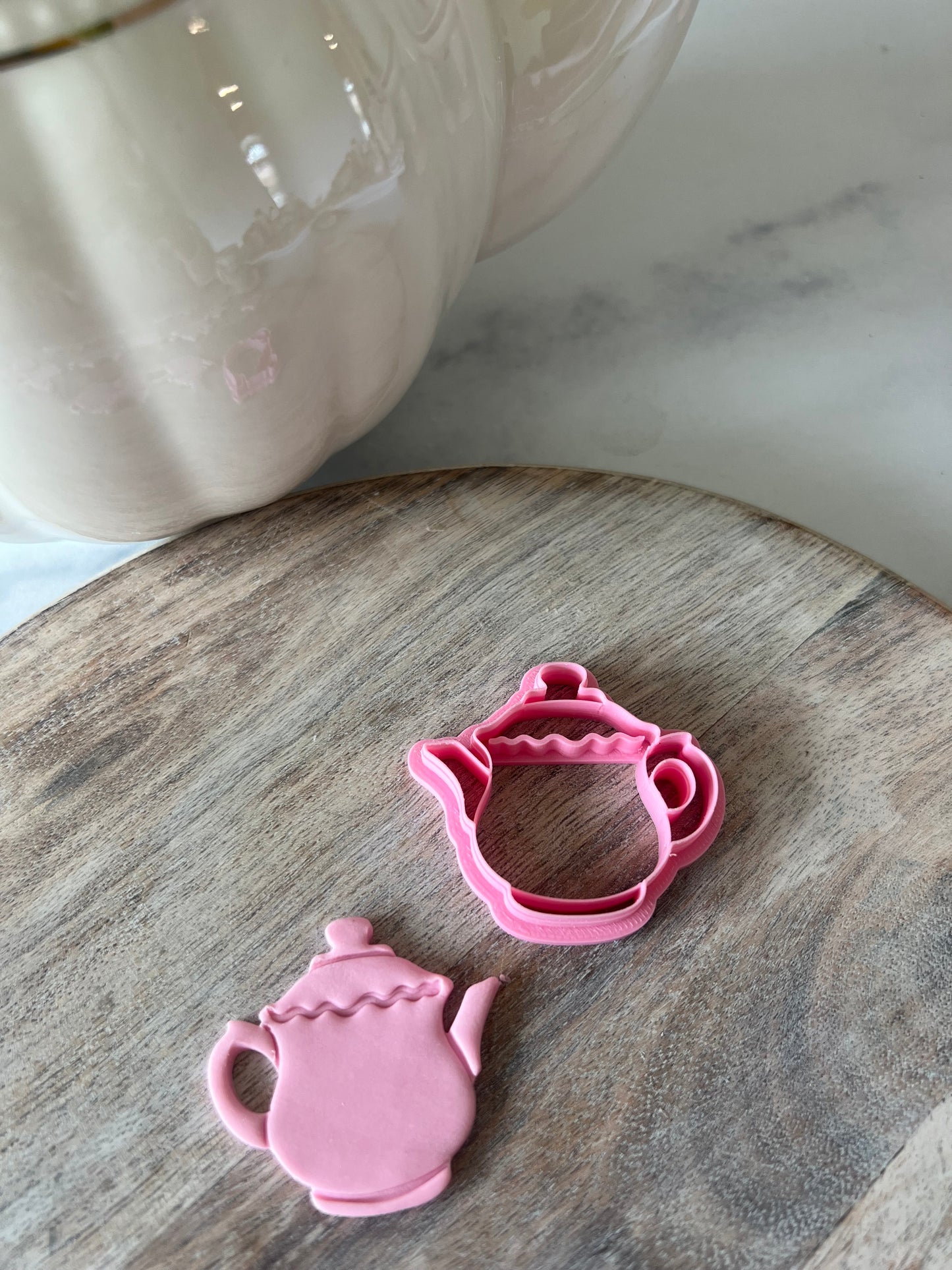 Tea Pot 7 cutter/embosser