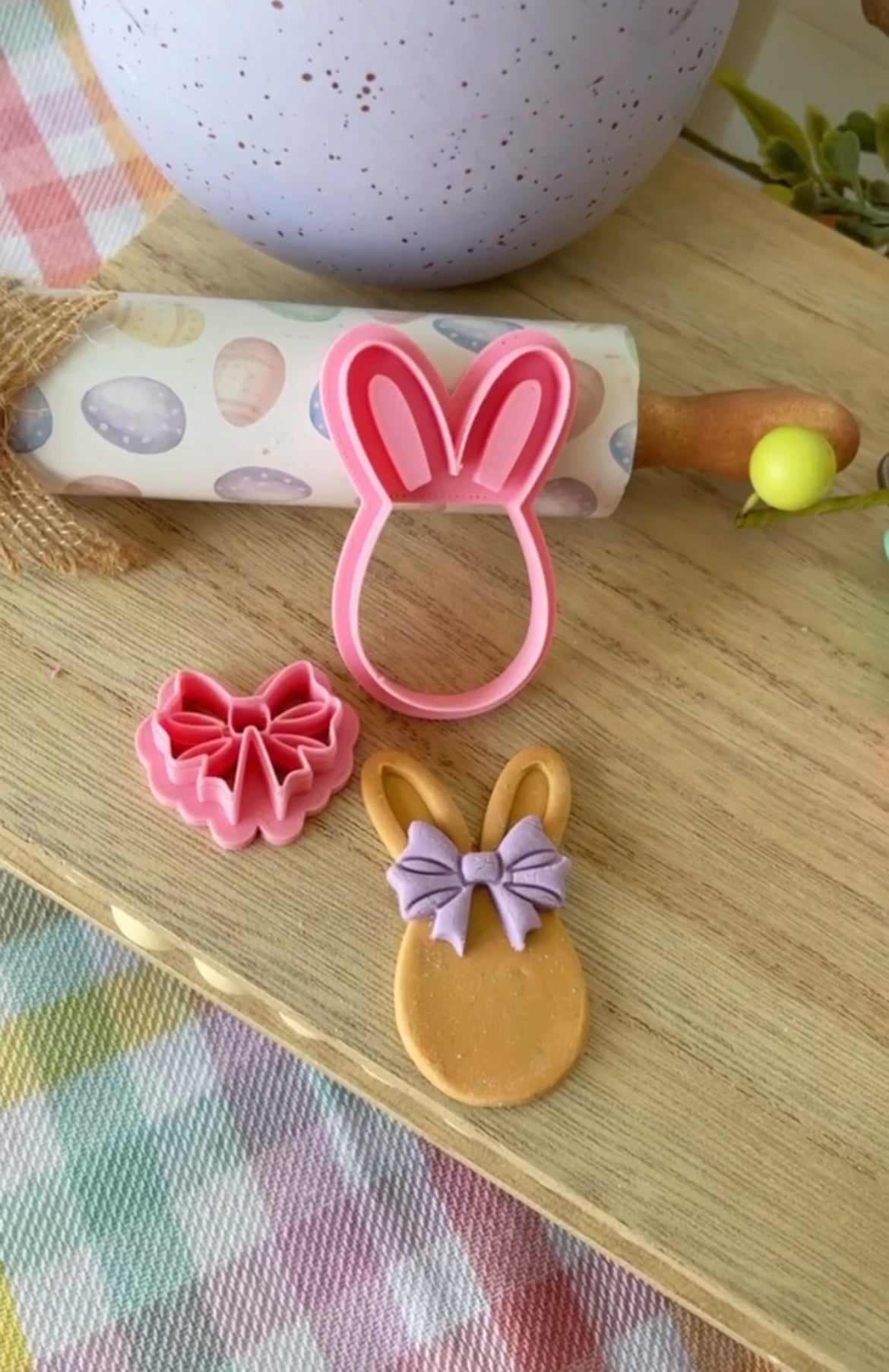 Bunny head with bow Cutter