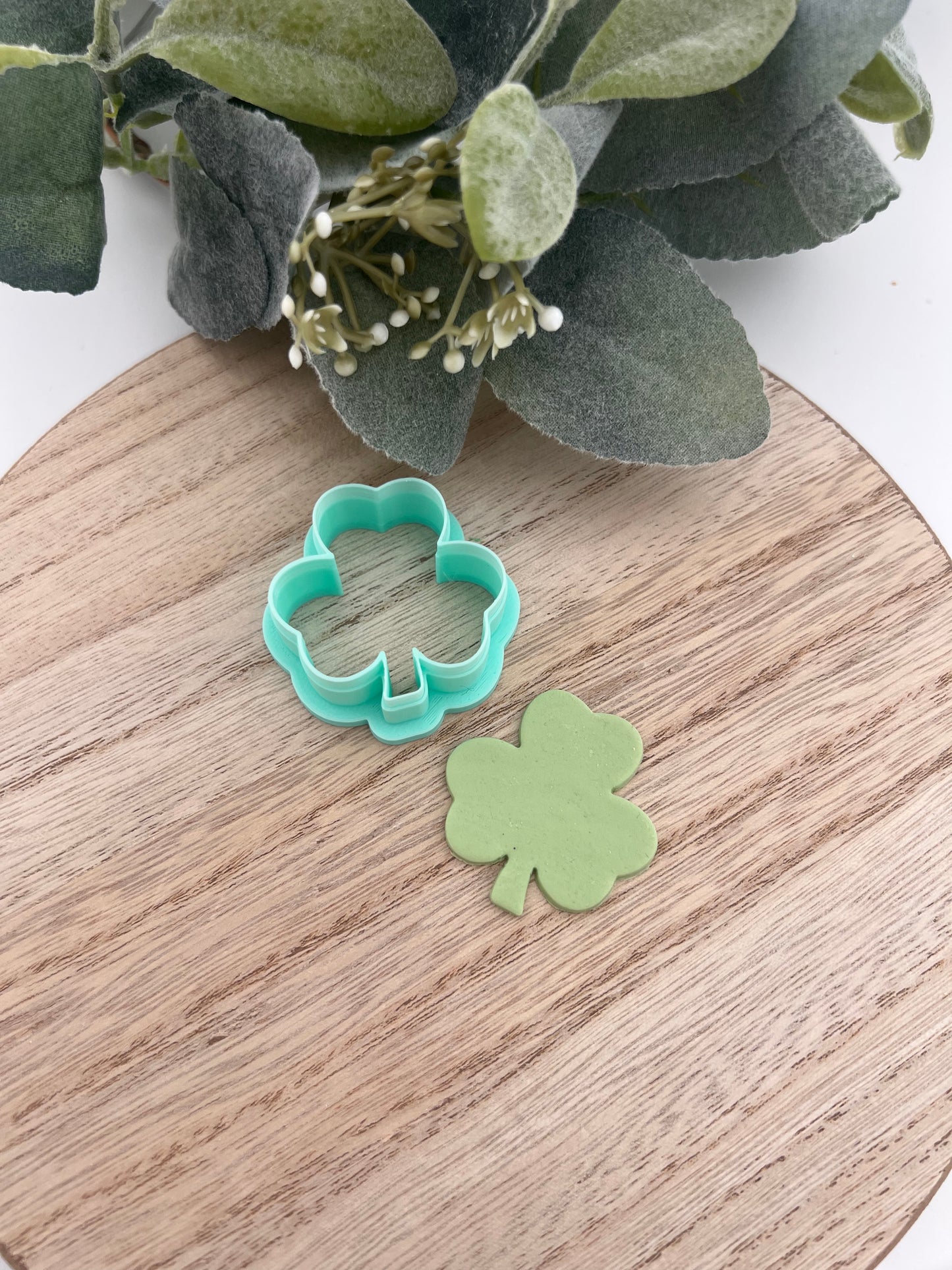 Clover Leaf Cutter