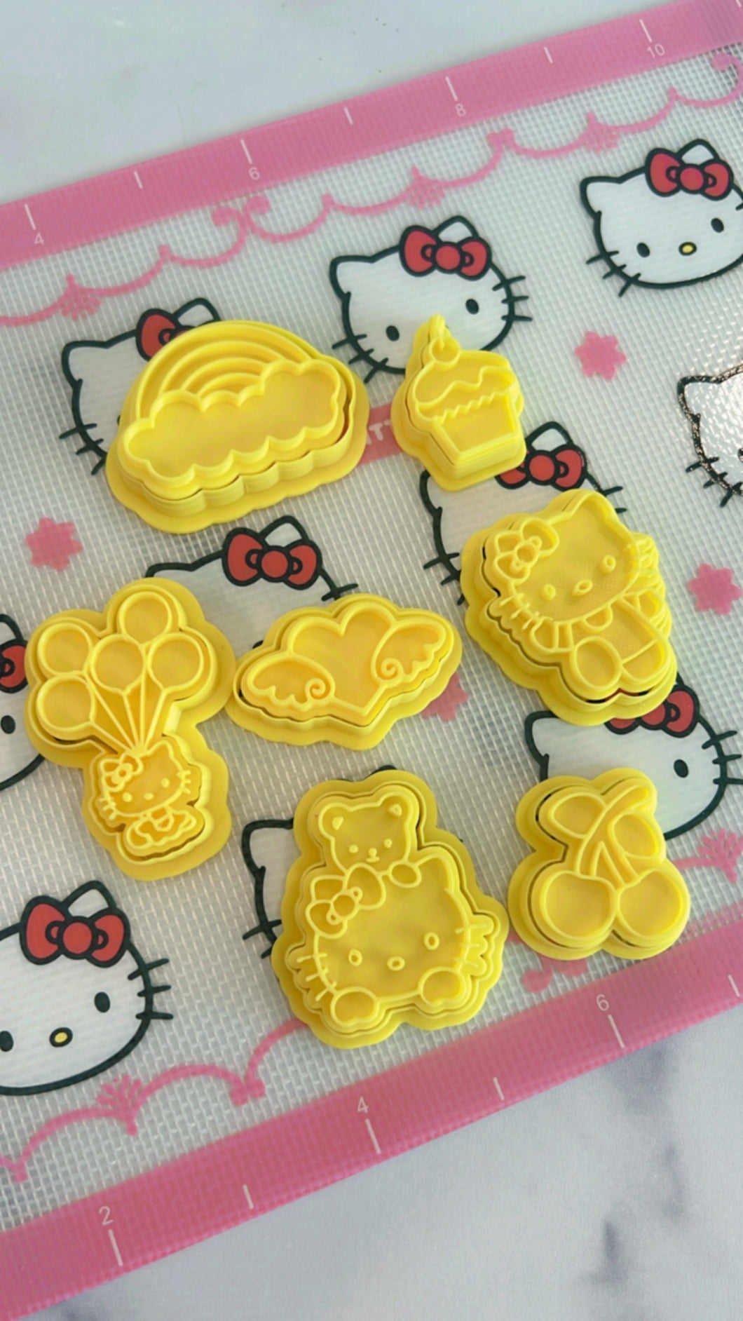 Sanrio Set 1 cutter/Stamo