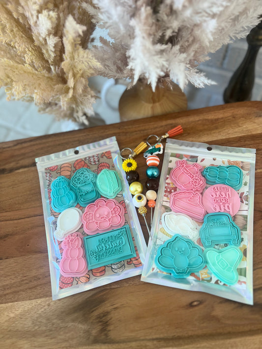 Thanksgiving Cutter/embosser Bundle