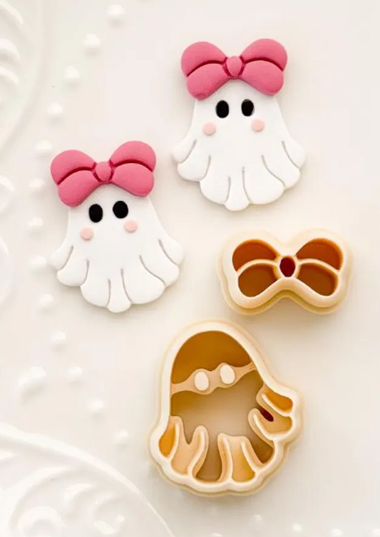 Ghost with bow cutter