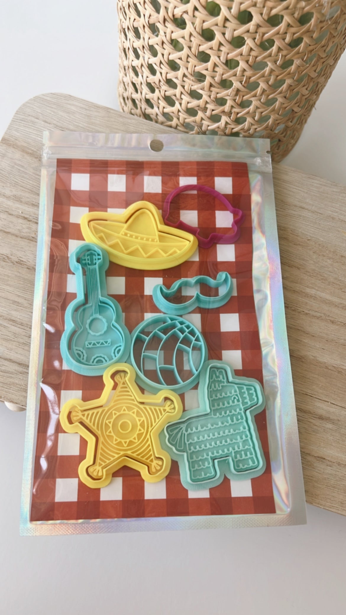 Fiesta  cutter/embosser Bundle